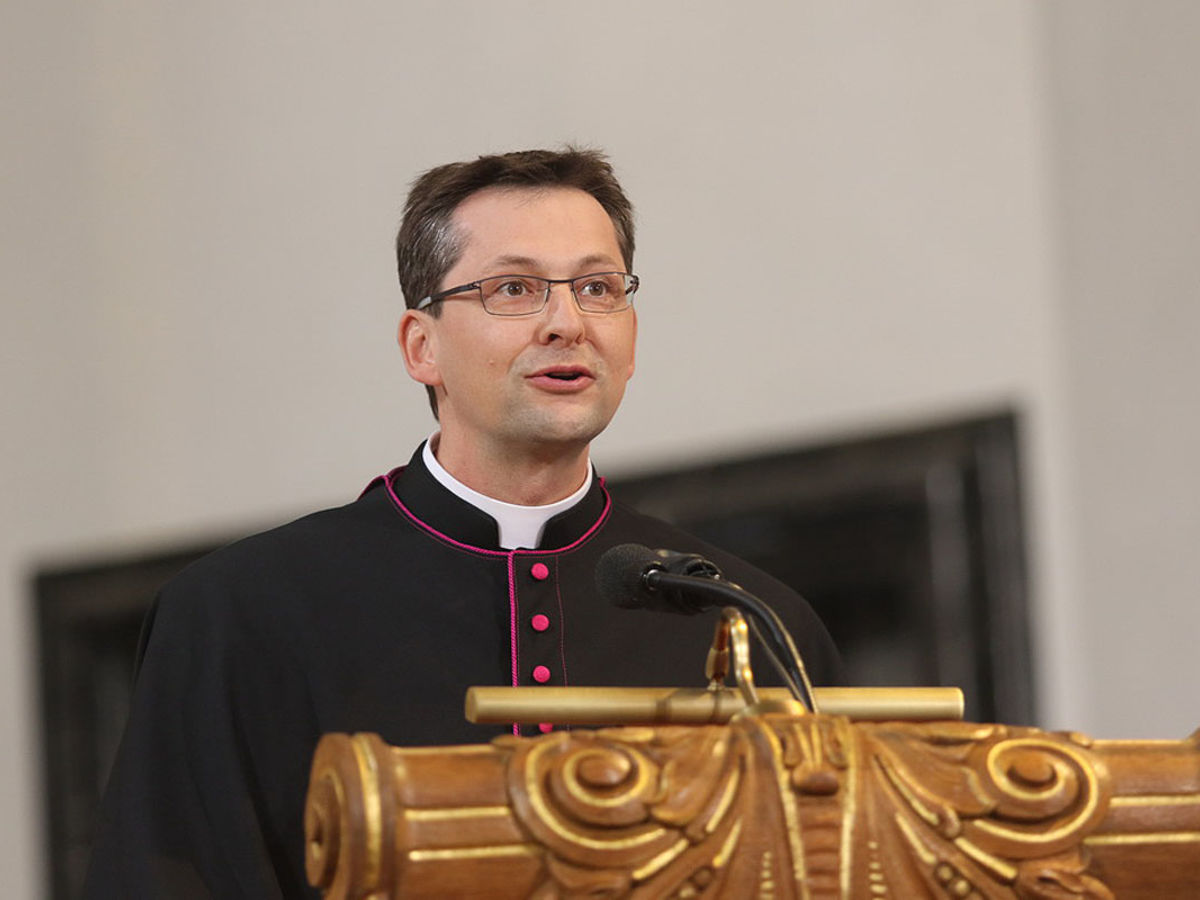 Bischof Dr. Michael Gerber feierlich in sein Amt als Bischof von Fulda eingeführt